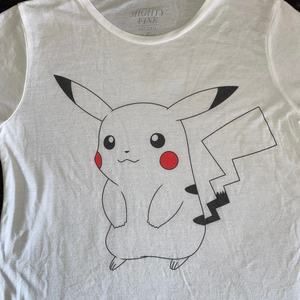 Pokemon T Shirt Women's M White Black Pikachu Lightweight Mighty Fine Brand CUTE